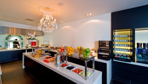 Petit déjeuner au buffet